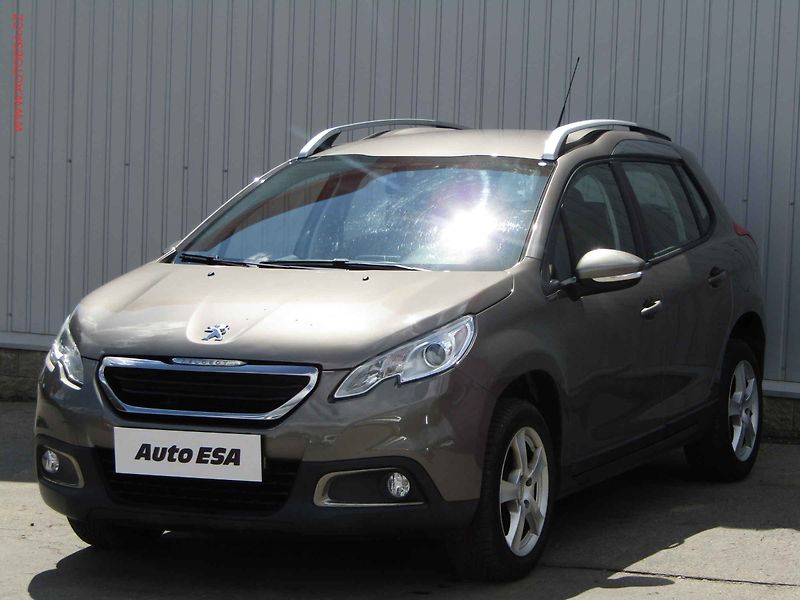 Peugeot 2008 (2016) 1.2 PT, ČR, AC, tempo, park - fotka 3 z 19