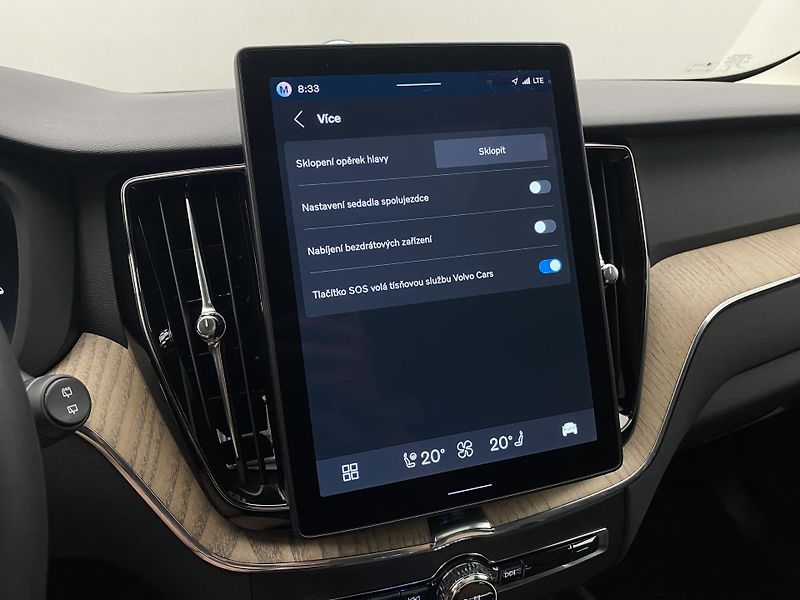 Volvo XC60 T6 AWD RECHARGE DARK PLUS CZ - fotka 59 z 67