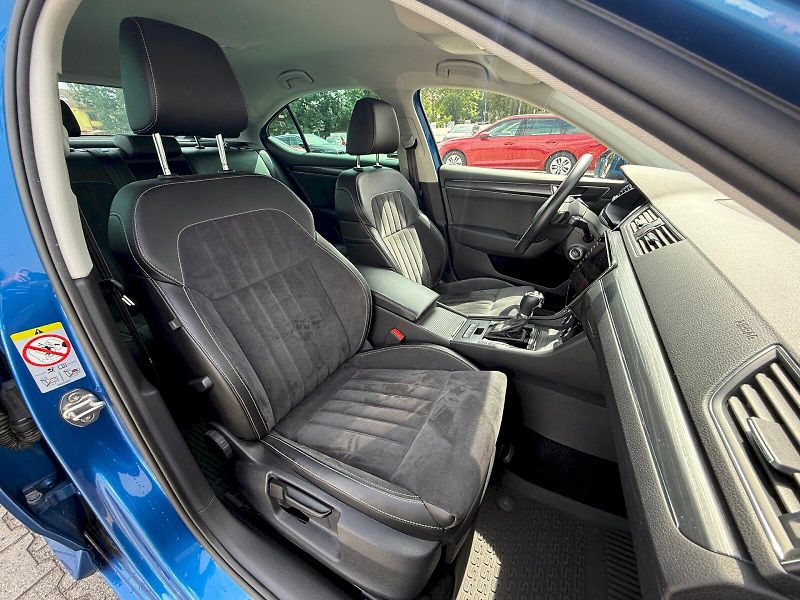 Škoda Superb (2019) 2.0 TDI 110 kW DSG Style Plus - fotka 26 z 26