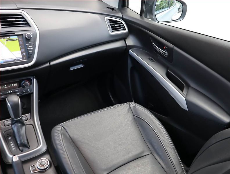Suzuki SX4 S-Cross (2015) 1.6 VVT, 4X4, Automat - fotka 8 z 18