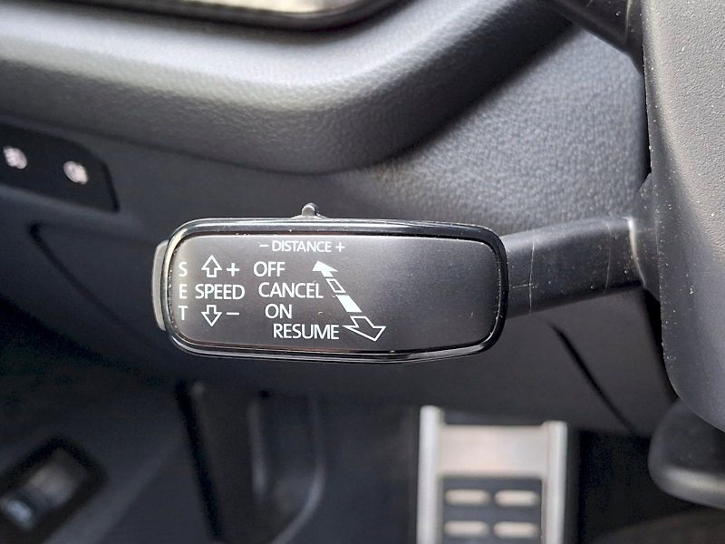 Škoda Octavia (2023) RS DSG 2,0TDi 147kW - fotka 33 z 35