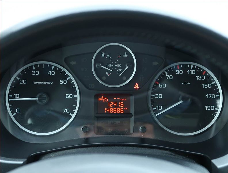 Citroën Berlingo (2018) XTR 1.6 BlueHDi, 5Míst, ČR - fotka 11 z 16