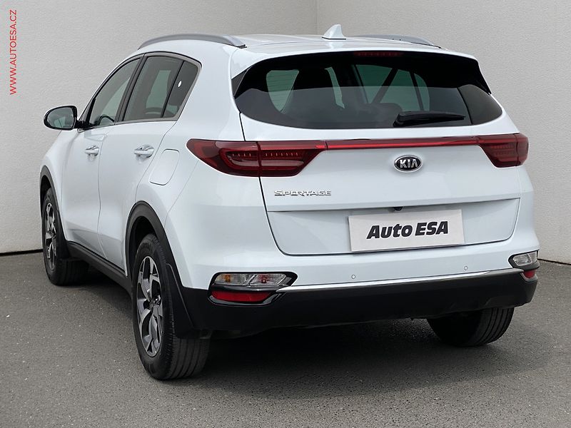 Kia Sportage (2019) 1.6 T-GDi, 2.maj,ČR, AC - fotka 6 z 17