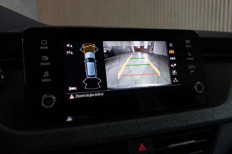 Škoda Kamiq 1.0 TSI BLACK DOTS*ZÁRUKA*DPH - fotka 24 z 36