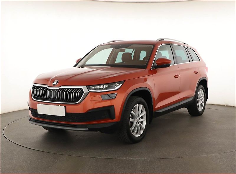 Škoda Kodiaq (2023) Style 2.0 TDI - fotka 2 z 20