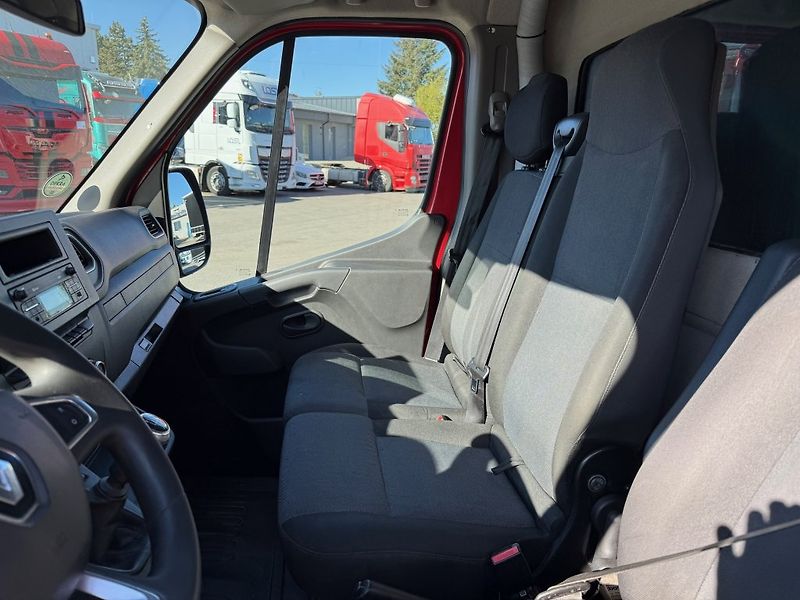 Renault Master - fotka 12 z 19