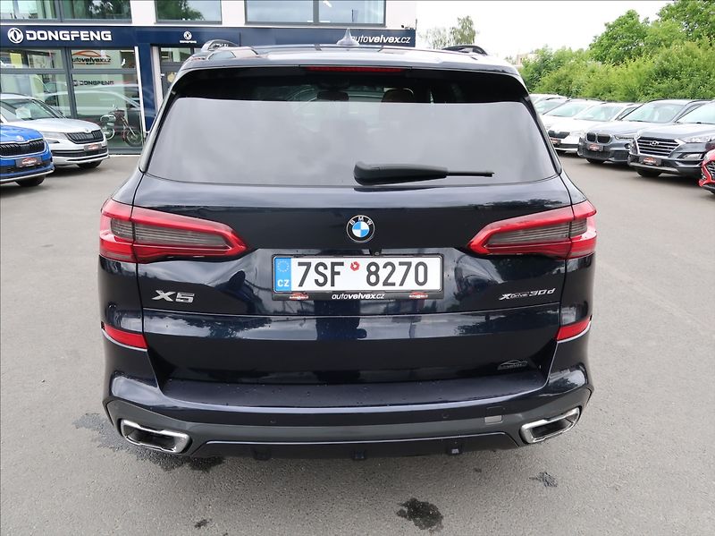 BMW X5 3,0 d,195kW,M-paket,NovéČR,DPH - fotka 8 z 28