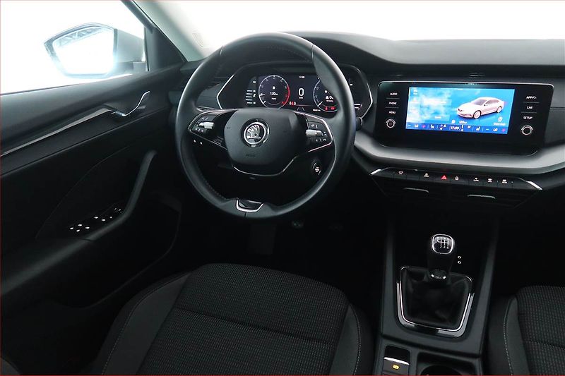 Škoda Octavia (2021) Ambition Plus 1.5 TSI - fotka 7 z 17