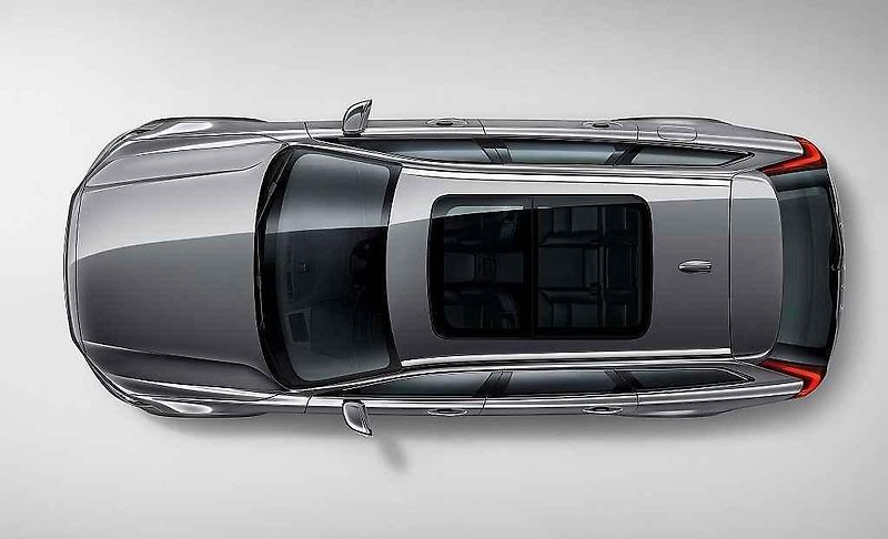 Volvo V90 Cross Country.