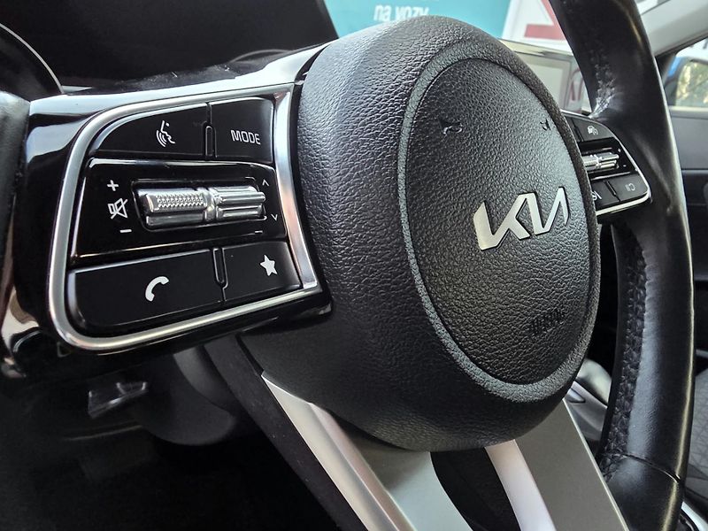 Kia Ceed 1.5-V ZÁRUCE-AUTOMAT-KAMERA - fotka 24 z 36