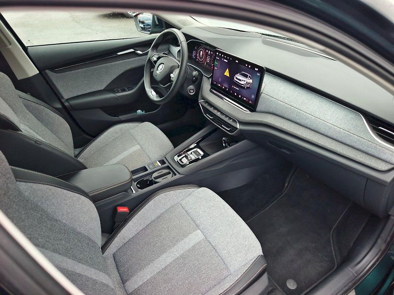 Škoda Octavia (2024) OCT.COMBI TOP SELECTION 2,0 TD - fotka 27 z 42