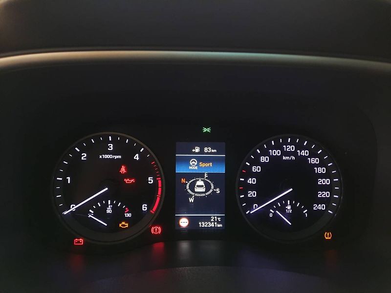 Hyundai Tucson (2019) 2.0 CRDI 4x4 (136kW/165k) - fotka 20 z 26