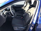Volkswagen Polo 1,0 MPI - náhled 11
