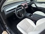 Tesla Model Y (2025) - náhled 29