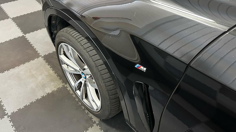 BMW X6 40D / XDRIVE - fotka 13 z 53