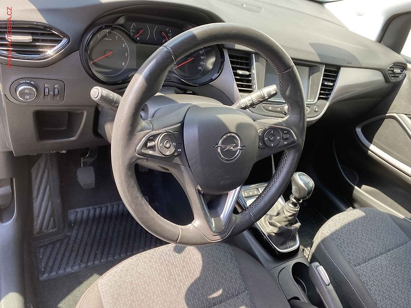 Opel Crossland (2023) 1.2 T, 1.maj,ČR, Elegance - fotka 12 z 18