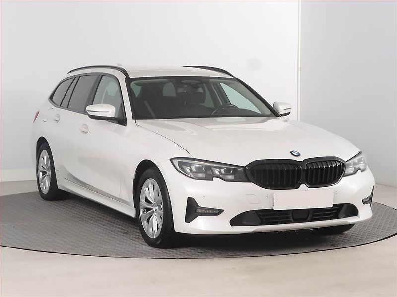 BMW Řada 3 (2020) 320 d xDrive, 4X4, Automat - fotografie inzerátu