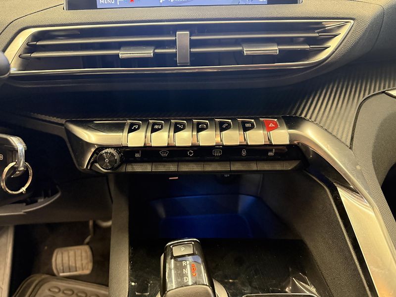 Peugeot 5008 BLUEHDI Business - fotka 12 z 18