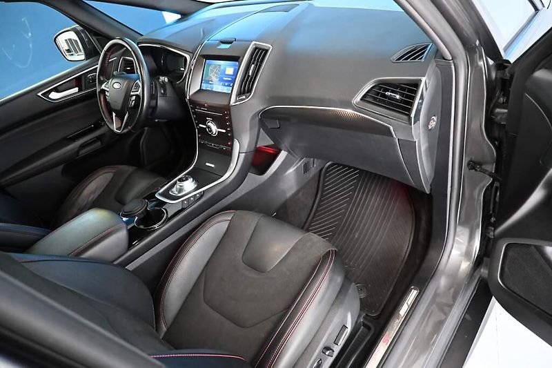Ford S-MAX (2022) 2.0 ST-LINE 140 KW LED SONY AC - fotka 10 z 39