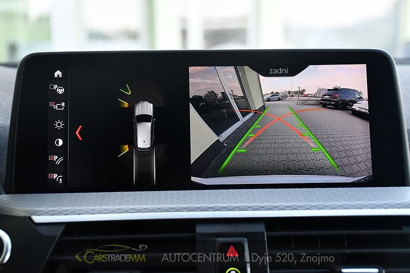 BMW X3 20d M-SPORT HUD TAŽNÉ - fotka 42 z 53
