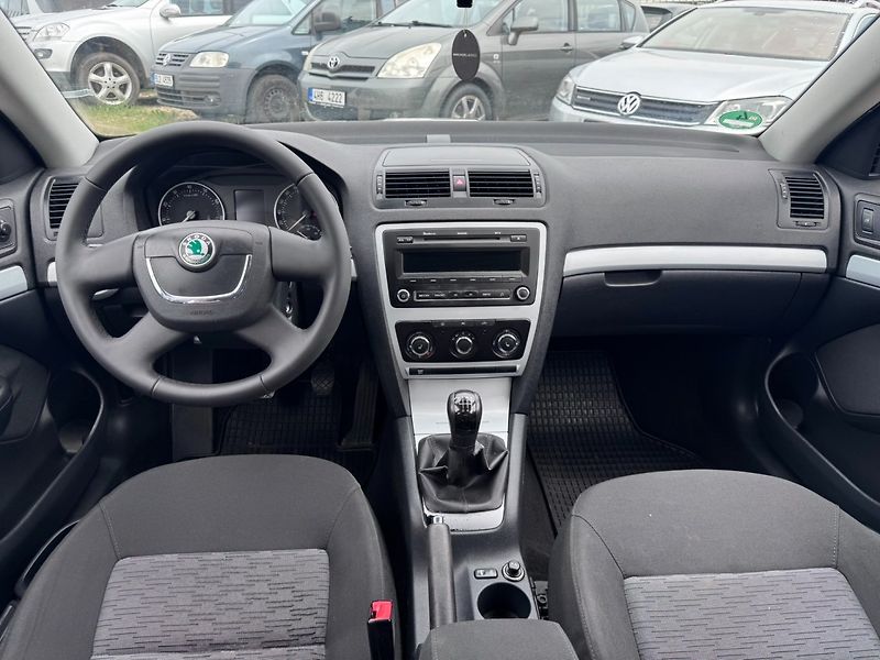 Škoda Octavia (2009) 1,4 TSI 90 KW 2. MAJ STK - fotka 24 z 50