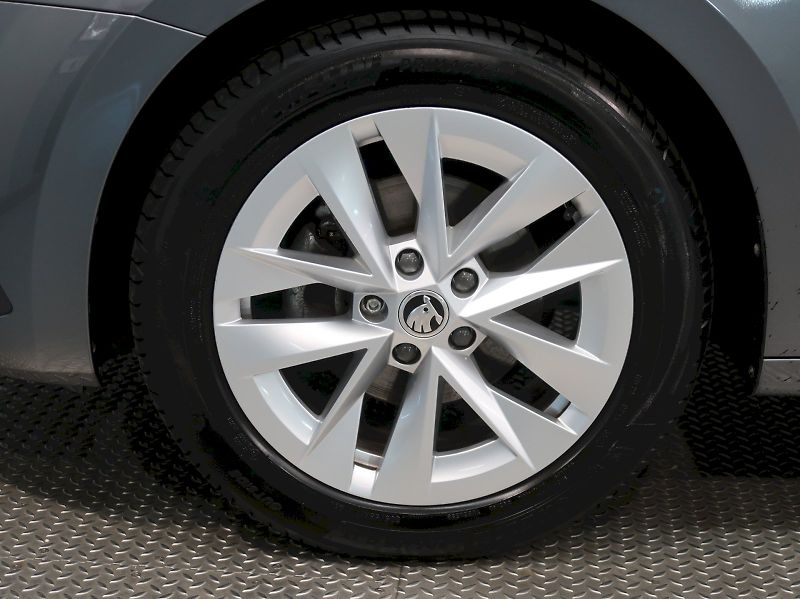 Škoda Octavia (2023) STYLE 2.0TDI 85KW ZÁRUKA - fotka 12 z 37