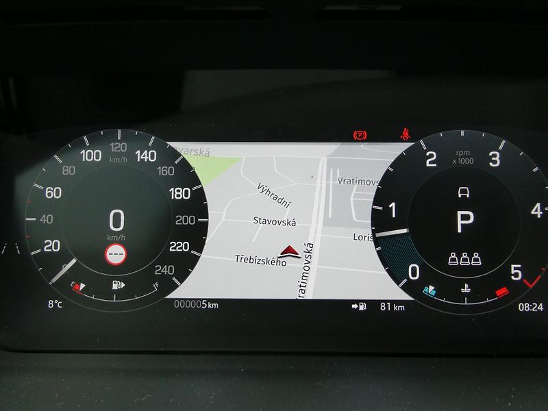 Land Rover Discovery 5 3,0  S D250 - fotka 24 z 36