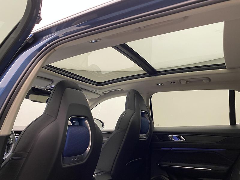Lynk & Co 01 PHEV DCT AUT 1.maj.  - fotka 30 z 69