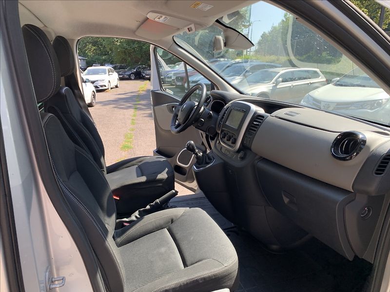 Renault Trafic 1,6 DCI ENERGY ČR,7.MÍST - fotka 14 z 19