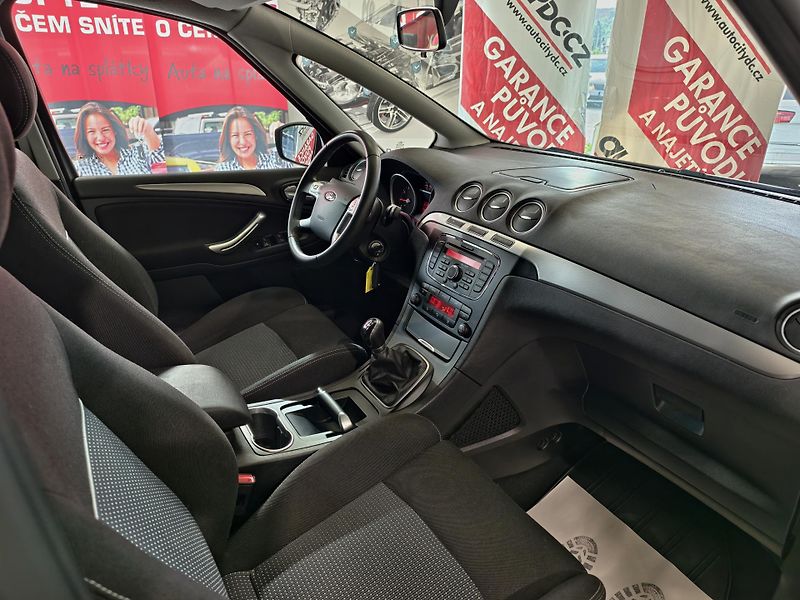 Ford S-MAX 2.0 i Duratec 107kW  - fotka 8 z 18