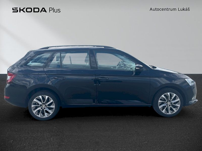 Škoda Fabia (2022) Ambition Plus 1.0 TSI DSG Navi - fotka 12 z 33