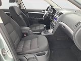 Škoda Octavia (2010) 1.6 TDI, Serv.kniha, Tempomat - náhled 9
