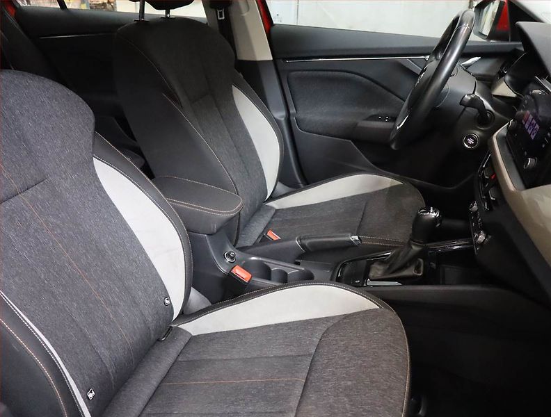 Škoda Kamiq (2020) Style 1.6 TDI, Automat, ČR - fotka 9 z 16