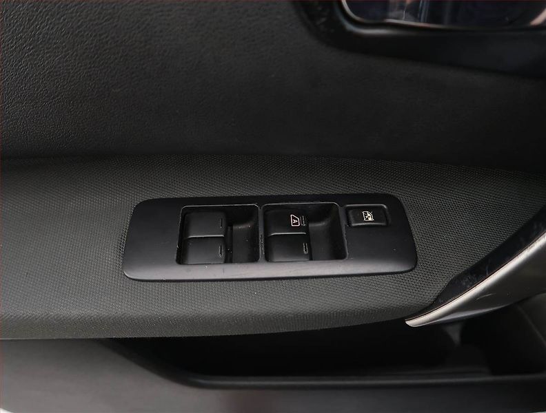 Nissan Qashqai (2011) 1.5 dCi, Navi, Tempomat - fotka 17 z 19