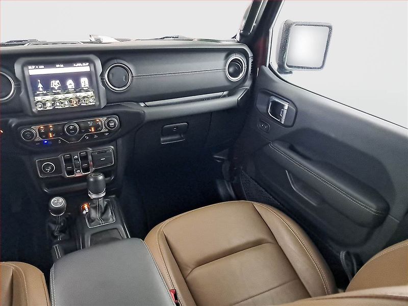 Jeep Wrangler (2022) 4xe PHEV - fotka 8 z 20
