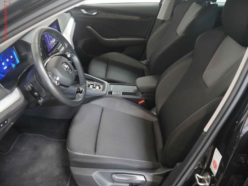 Škoda Octavia (2023) 2.0 TDi, TOUR, DSG, navi, LED - fotka 9 z 29