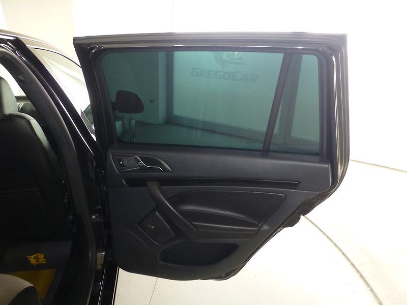 Škoda Octavia (2012) 2,0TDI-125KW*ALU*VYHŘ.SED***RS - fotka 21 z 25