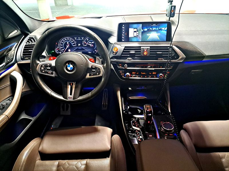 BMW X4 (2019) X4M Competition 510 PS - fotka 8 z 38