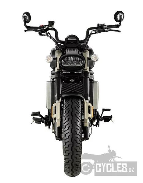 QJ Motor SRV 700 (2026) Skladem - fotka 6 z 16