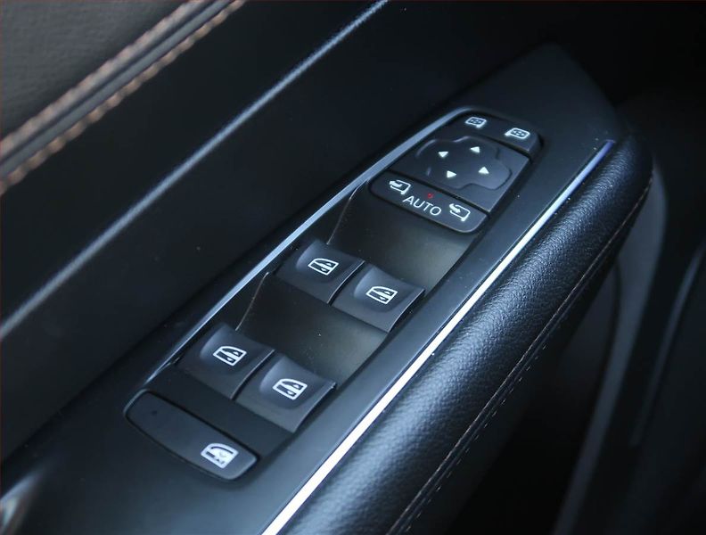 Renault Talisman (2016) Business 1.6 dCi, Automat - fotka 17 z 21