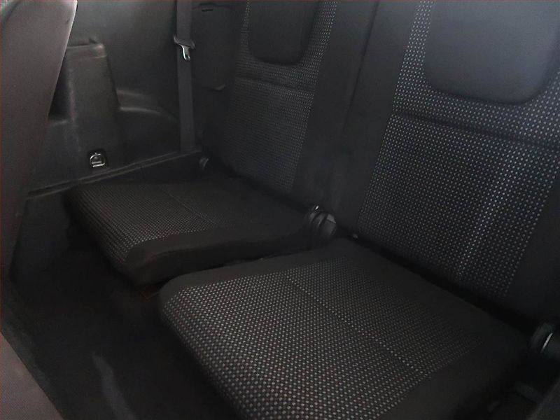Toyota Corolla Verso (2008) 2.2 D-4D, 7 míst, nová STK - fotka 14 z 15