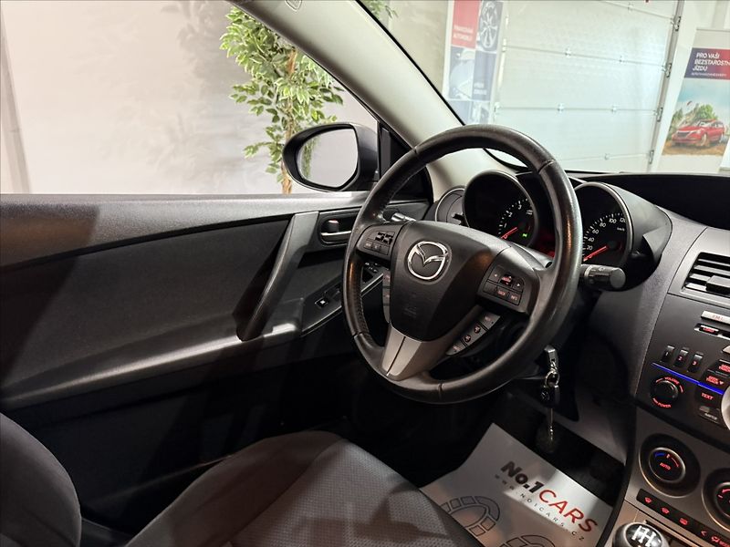 Mazda 3 1,6   i TX VÝHŘEV TAŽNÉ ČIDLA - fotka 19 z 32
