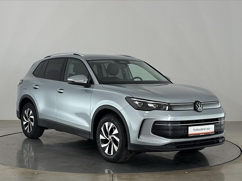 Volkswagen Tiguan People DSG - fotka 14 z 31