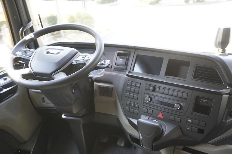 MAN TGX (2023) 26.510 6x2-4 / BDF / 2023 - fotka 12 z 21
