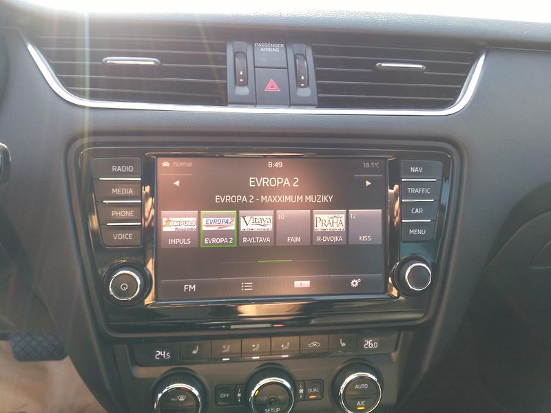 Škoda Octavia 1,6 TDI * DSG * /77 kW/ - fotka 40 z 40