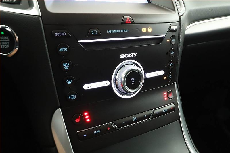 Ford S-MAX (2022) Titanium Hybrid - fotka 14 z 16
