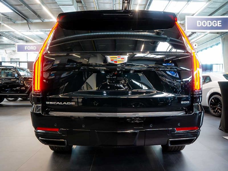 Cadillac Escalade (2026) 6.2 ESV Sport Platinum 2026 - fotka 4 z 46