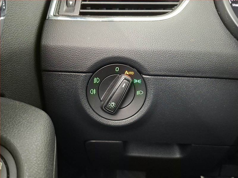 Škoda Octavia (2017) Scout 2.0 TDI, 4X4, Automat - fotka 18 z 21