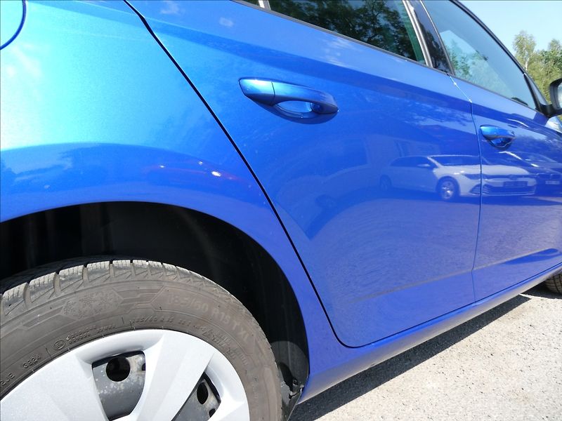 Škoda Fabia 1,0 TSi 70kW STYLE, po servise - fotka 13 z 41