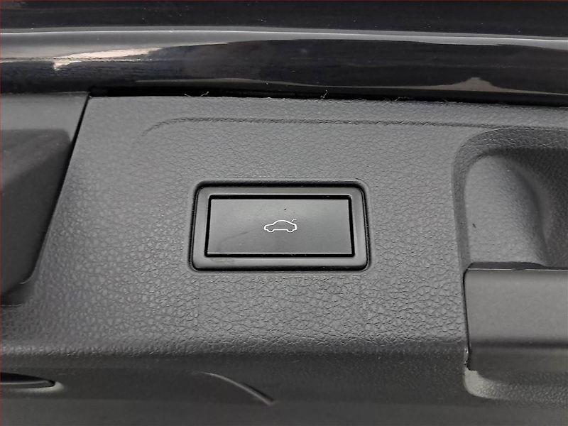 Volkswagen Passat (2017) Highline 2.0 TDI, Automat - fotka 19 z 19